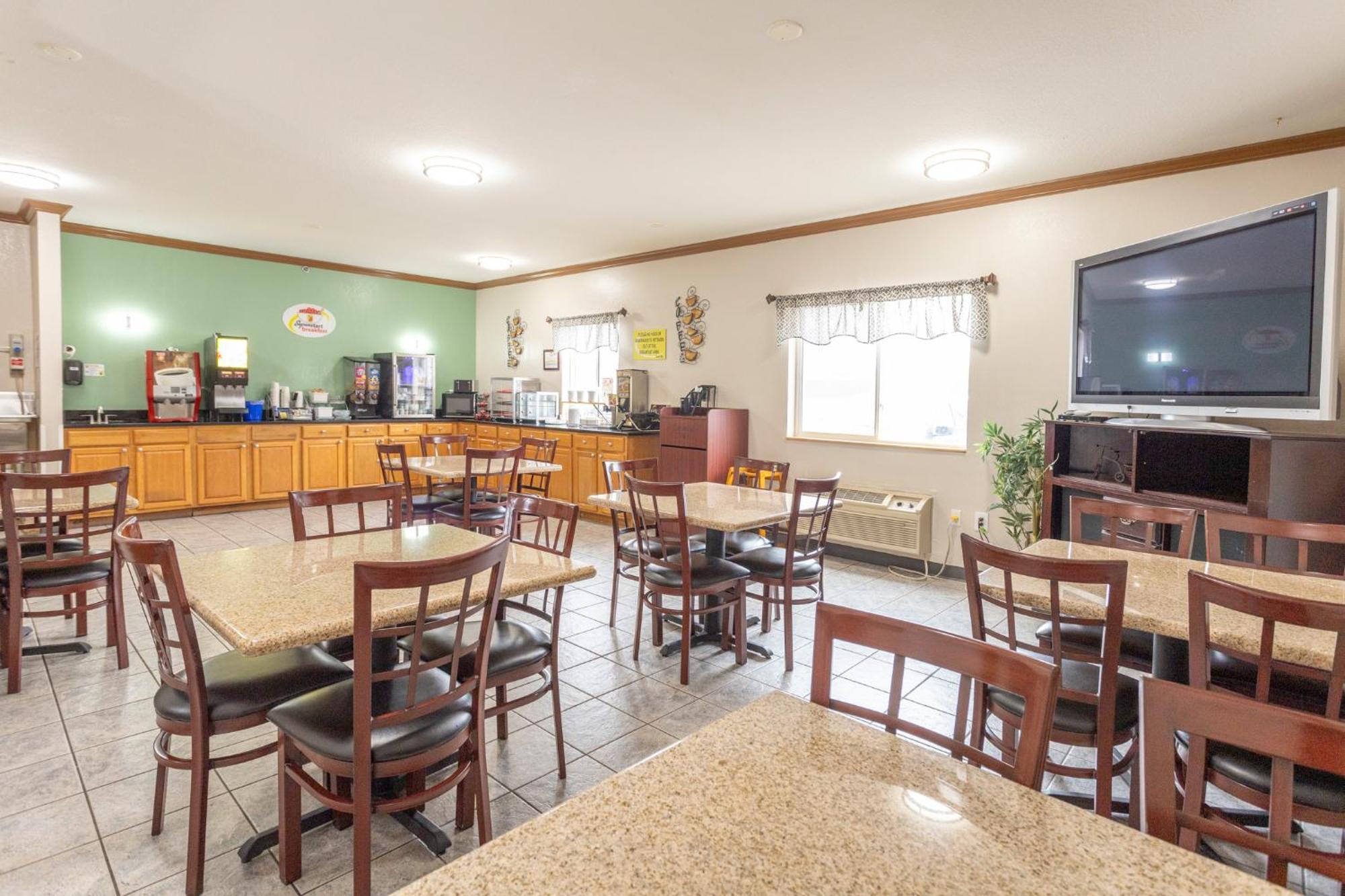 Motel Super 8 By Wyndham Big Rapids Zewnętrze zdjęcie