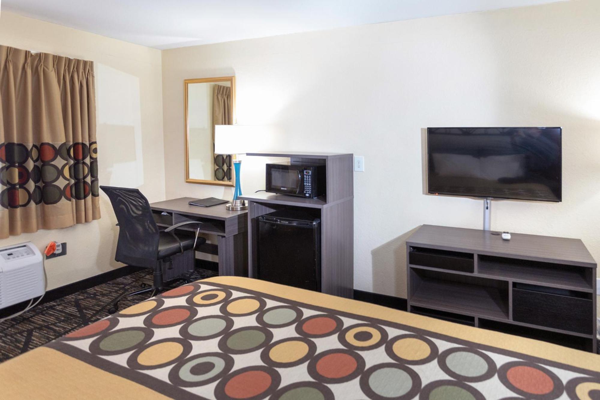 Motel Super 8 By Wyndham Big Rapids Zewnętrze zdjęcie